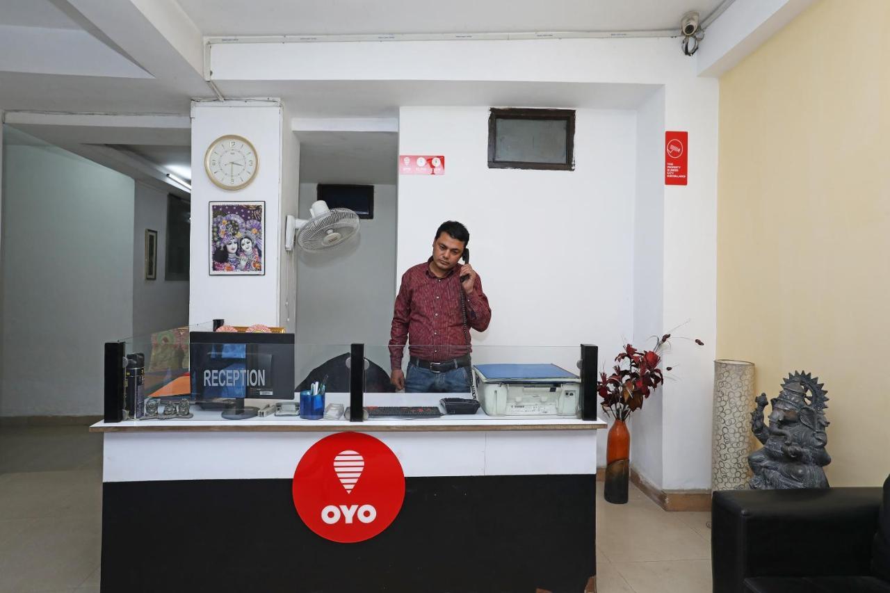 Oyo 11392 The Hotel Grand Hospitality Noida Exterior foto